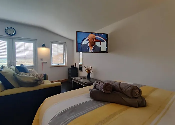 Bumble Bee Chalé Bootle (Cumbria)